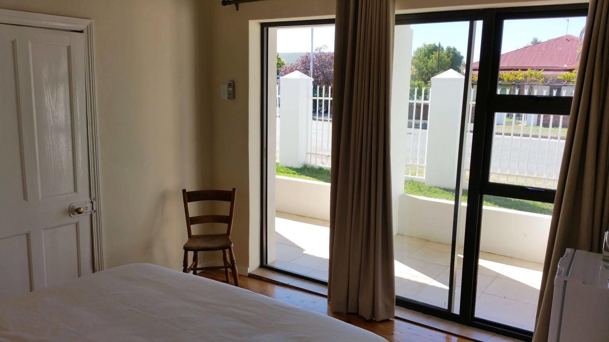 Nguni Country Lodge Middelburg  ภายนอก รูปภาพ