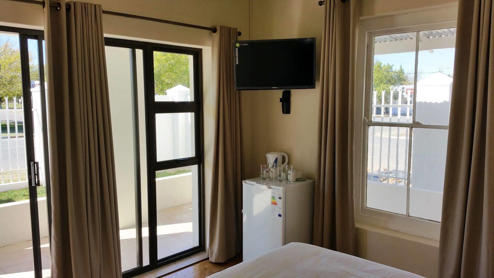 Nguni Country Lodge Middelburg  ภายนอก รูปภาพ